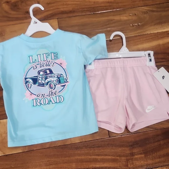 Nike Light Blue Tee and Soft Pink Shorts Set - Picture 2 of 4